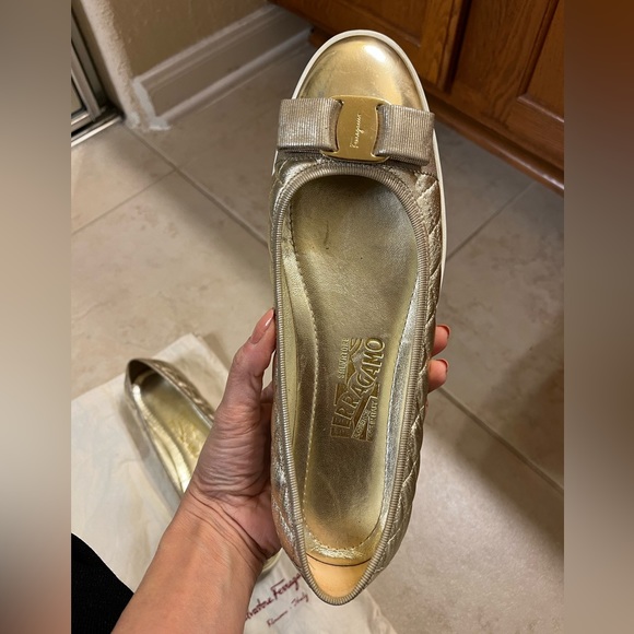 Salvatore ferragamo gold quilted bow ballet flats - Picture 3 of 7